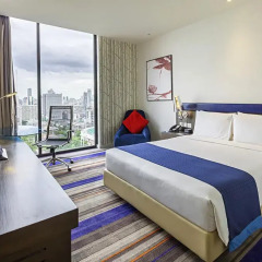 Отель Holiday Inn Express Bangkok Siam 3* Стандартный номер с двуспальной кроватью фото 5