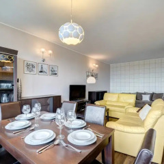 Отель Dom & House Apartamenty Aquarius Сопот в номере