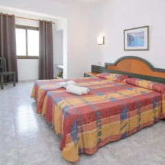 Отель Hostal Rosalia Стандартный номер с двуспальной кроватью фото 2