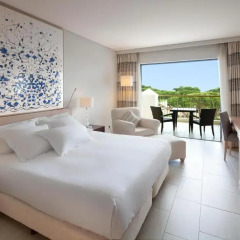Отель Hilton Vilamoura As Cascatas Golf Resort & Spa 5* Семейный люкс
