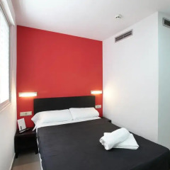 Отель Center Valencia Youth Hostel Испания, Валенсия - 2 отзыва об отеле, цены и фото номеров - забронировать отель Center Valencia Youth Hostel онлайн комната для гостей фото 2