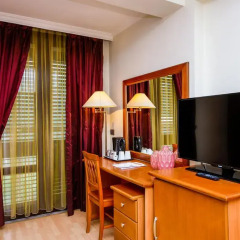 Отель Arber Hotel Албания, Тирана - отзывы, цены и фото номеров - забронировать отель Arber Hotel онлайн удобства в номере