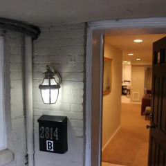 Отель Lovely Lower Level интерьер отеля
