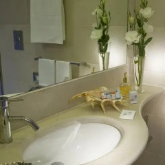 Отель Isola Sacra Rome Airport 4* Люкс с различными типами кроватей фото 13