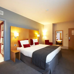 Hotel de la Couronne 3* Стандартный номер с различными типами кроватей фото 4