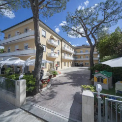 Hotel Romagna фото 4