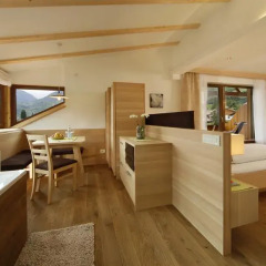 Отель und Residence Johanneshof Италия, Чермес - отзывы, цены и фото номеров - забронировать отель und Residence Johanneshof онлайн комната для гостей фото 5