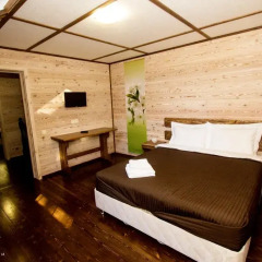 Гостиница Country Club Edem Коттедж с разными типами кроватей фото 10