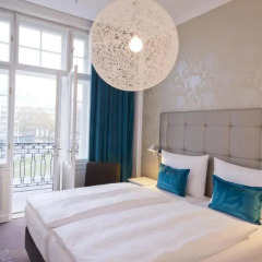 Отель Motel One Wien-Staatsoper Австрия, Вена - 1 отзыв об отеле, цены и фото номеров - забронировать отель Motel One Wien-Staatsoper онлайн комната для гостей фото 2