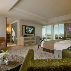 Отель Marina Bay Sands 5* Номер Grand club с двуспальной кроватью
