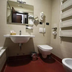 Отель Merulana Inn 3* Стандартный номер с различными типами кроватей фото 2