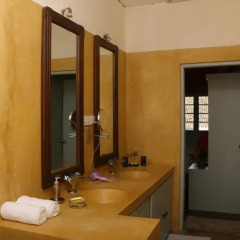 Отель Khalids Guest House Galle 3* Номер Делюкс с различными типами кроватей фото 4