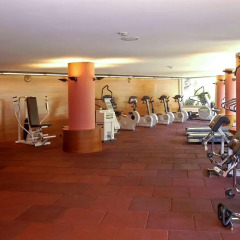 Отель Novotel Andorra фитнесс-зал
