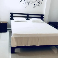 Отель Neem Tree Guest House комната для гостей фото 2