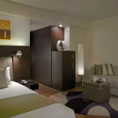Отель Park Plaza Sukhumvit Bangkok 4* Улучшенный номер с разными типами кроватей фото 5