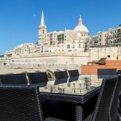 Отель Waterfront Valletta House балкон