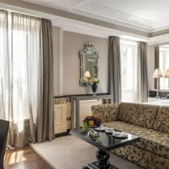 Отель Hassler Roma 5* Номер Делюкс с двуспальной кроватью фото 10