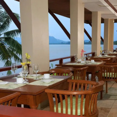 Отель Sara Beachfront Boutique Resort питание