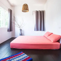 Отель Sweet Life Community Guesthouse Стандартный номер фото 20