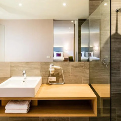 Отель Boutique Hotel Jardis Италия, Лана - отзывы, цены и фото номеров - забронировать отель Boutique Hotel Jardis онлайн ванная фото 2