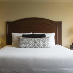 Отель InterContinental Medellin 4* Стандартный номер с различными типами кроватей