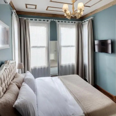 Отель Loka Suites 3* Номер Делюкс с различными типами кроватей
