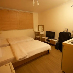 Moon Hostel Стандартный номер с 2 отдельными кроватями фото 6