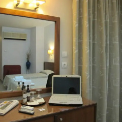Solomou Hotel 3* Стандартный семейный номер с разными типами кроватей фото 2