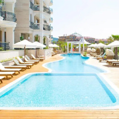 Отель Apartcomplex Harmony Suites 10 детские мероприятия
