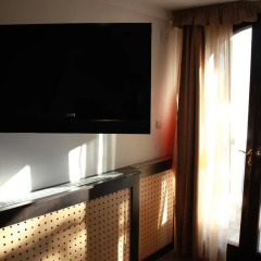 Отель Timpa Apartmanház & Dr. Strecker Villa удобства в номере