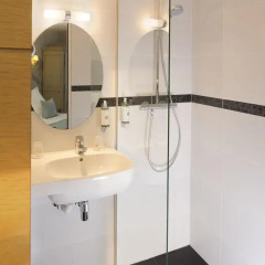 Hotel Plaza Elysées 4* Улучшенный номер с различными типами кроватей фото 6