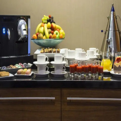 Отель Radisson RED Brussels 4* Номер Бизнес с разными типами кроватей фото 4