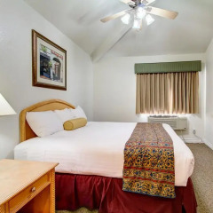 Отель The Rita Suites 3* Люкс с различными типами кроватей