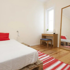 Отель Lisbon Economy Guest Houses Old Town II комната для гостей фото 3