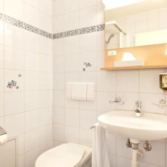 Hotel Alpenblick 3* Стандартный семейный номер с различными типами кроватей