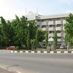 Chida Hotel International парковка