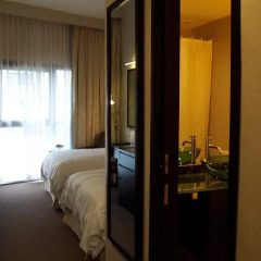 Hotel Royal @ Queens 3* Представительский номер с различными типами кроватей