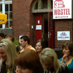Отель Three Little Pigs Hostel Berlin Германия, Берлин - 3 отзыва об отеле, цены и фото номеров - забронировать отель Three Little Pigs Hostel Berlin онлайн интерьер отеля фото 3