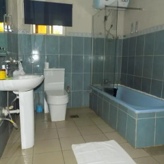 Prixair Hotel Dynamic Maitama ванная фото 2
