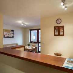 Отель Apartamenty pod Lipkami w Centrum z balkonami (parking) гостиничный бар