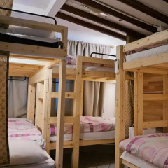 Отель Goldenpond Guesthouse комната для гостей