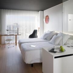 Barceló Hotel Sants 4* Номер Делюкс с различными типами кроватей фото 3