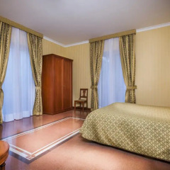 Отель Residenza D'Aragona 4* Улучшенный номер с двуспальной кроватью фото 3