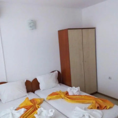 Отель Guest House Ralitsa Поморие комната для гостей фото 5
