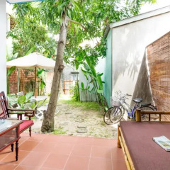 Отель Local Beach Homestay 2* Номер Делюкс с различными типами кроватей фото 6
