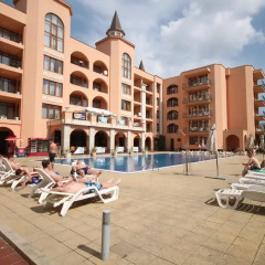 Апартаменты Apartment Arendoo in complex Palazzo бассейн