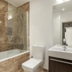 Апартаменты City Marque Knightsbridge Serviced Apartments Лондон ванная