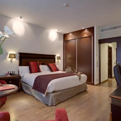 Отель Crowne Plaza Madrid Airport 4* Номер Делюкс с различными типами кроватей фото 5