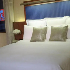 Renaissance New York Times Square Hotel 4* Стандартный номер с различными типами кроватей фото 9