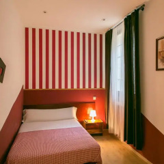 Отель Hostal La Casa de La Plaza Стандартный номер с двуспальной кроватью (общая ванная комната) фото 4